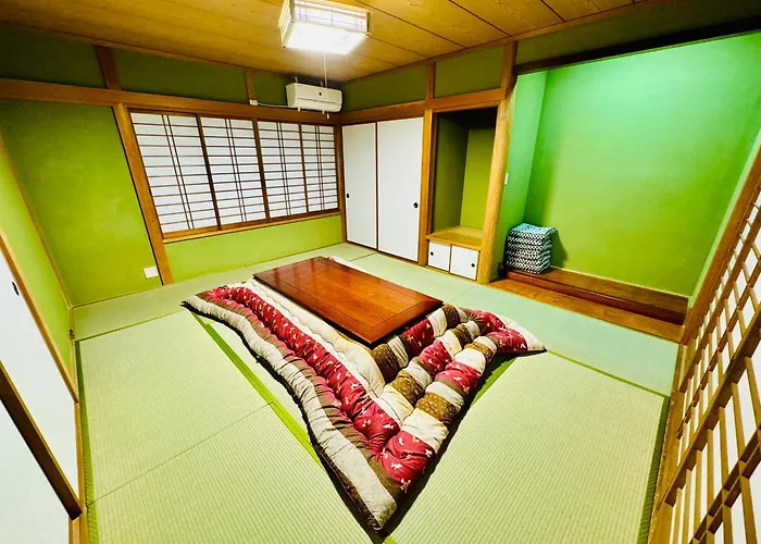 Stayinn Itoshima - 6-Bedroom Vacation Rental